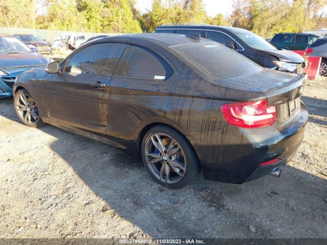 Photo 2 VIN: WBA1J9C51FV371075 - BMW M235I 