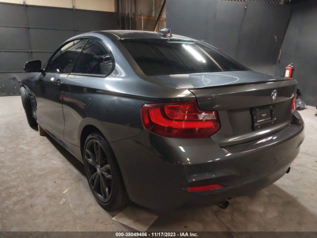 Photo 2 VIN: WBA1J9C51GV371675 - BMW M235I 