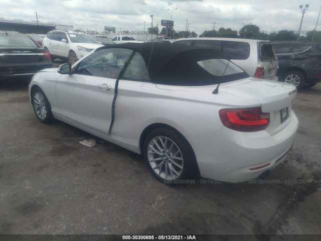 Photo 2 VIN: WBA1K9C55GV322749 - BMW 2 