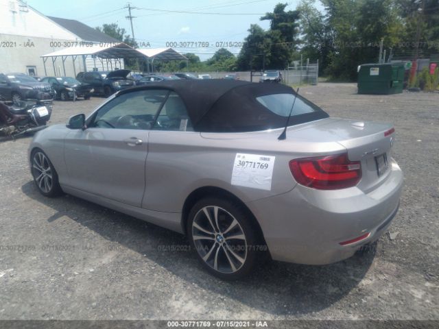 Photo 2 VIN: WBA1L9C55GV324868 - BMW 2 