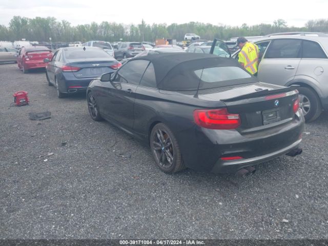 Photo 2 VIN: WBA1M1C51GV393927 - BMW M235I 