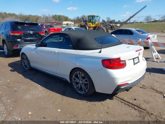 Photo 2 VIN: WBA1M1C53GV394738 - BMW M235I 