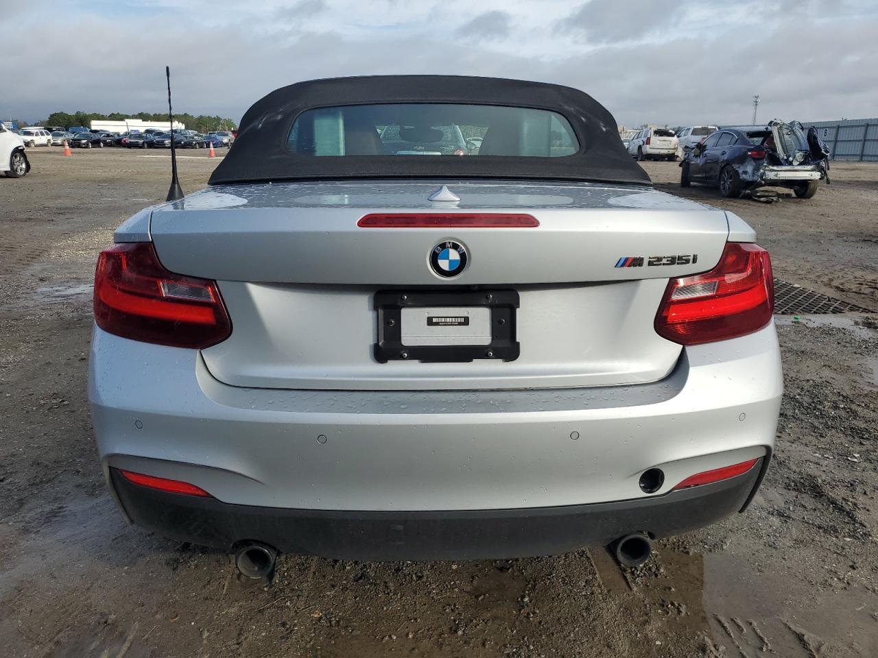 Photo 5 VIN: WBA1M1C5XFV393486 - BMW M2 