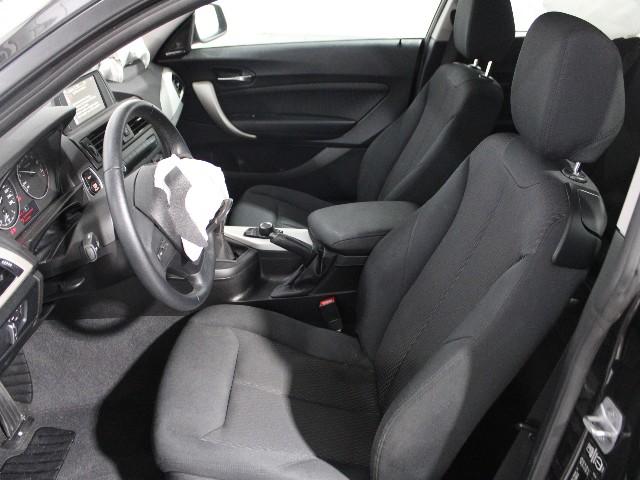 Photo 11 VIN: WBA1P11010J718815 - BMW 1 SERIES SPORTS HATCH 