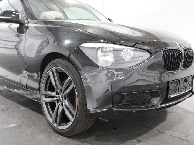 Photo 9 VIN: WBA1P11010J718815 - BMW 1 SERIES SPORTS HATCH 