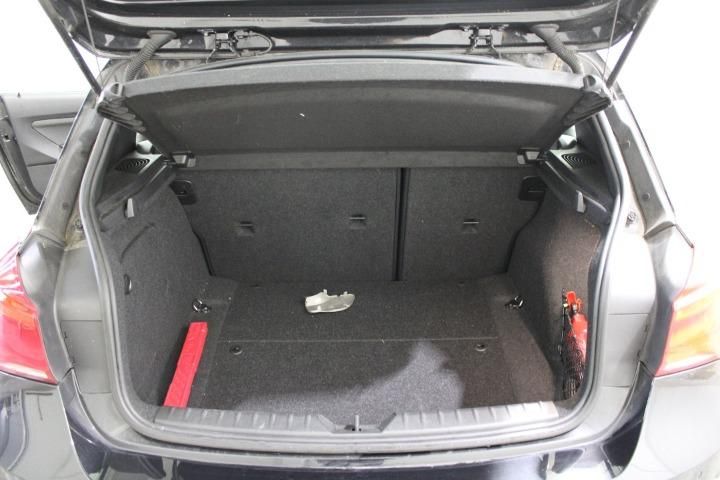 Photo 15 VIN: WBA1P510205D99217 - BMW 1 SERIES SPORTS HATCH 