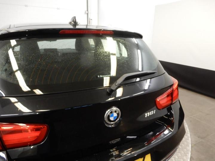 Photo 33 VIN: WBA1R51080V760263 - BMW 1 SERIE 