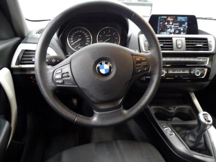 Photo 12 VIN: WBA1S51030V833818 - BMW 1 HATCH 