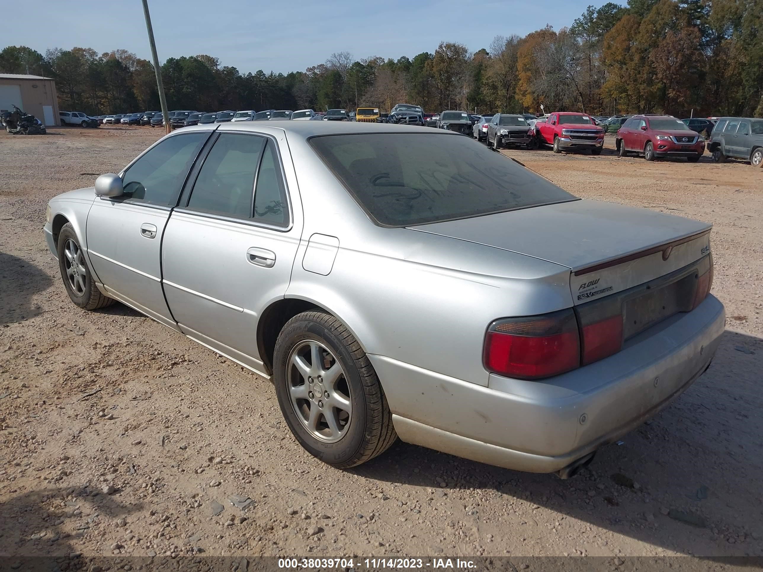 Photo 2 VIN: WBA1S52080V846062 - CADILLAC SEVILLE 