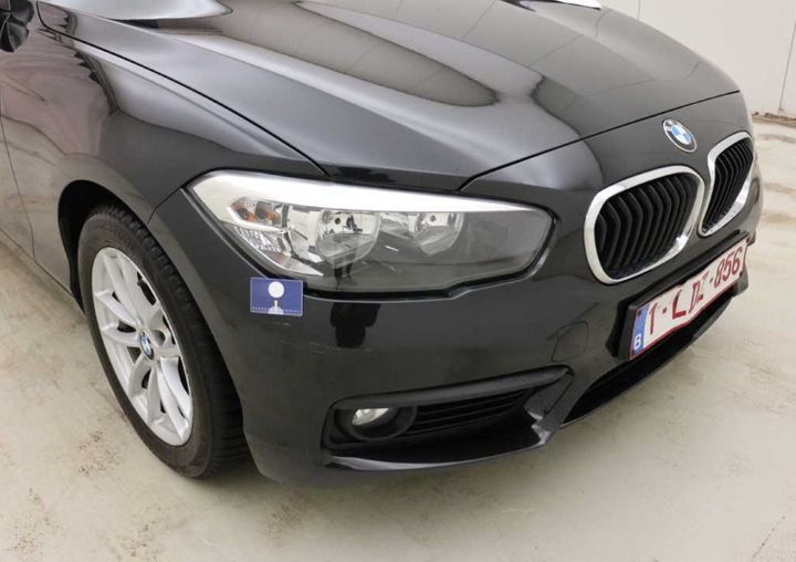 Photo 32 VIN: WBA1V51010V383111 - BMW BMW 1 SERIES 