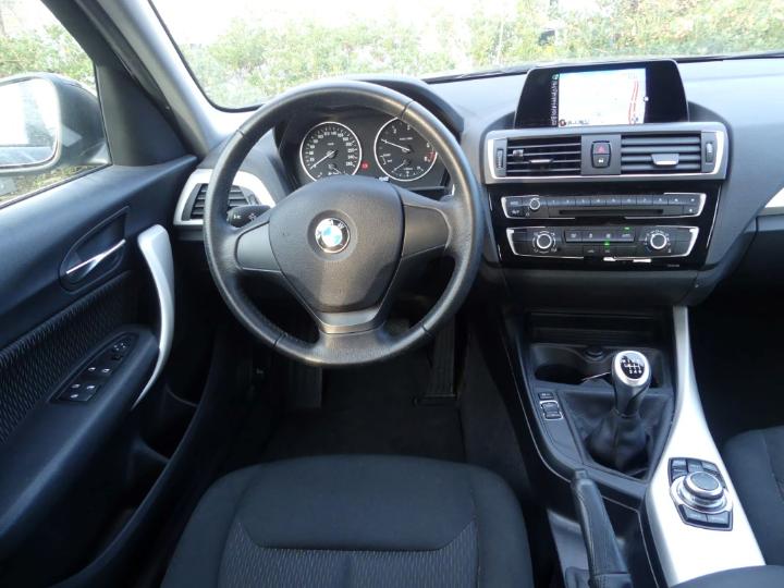 Photo 12 VIN: WBA1V51090V998781 - BMW 1 HATCH 