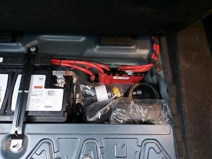 Photo 13 VIN: WBA1V710105A69425 - BMW 1 HATCH DIESEL - 2015 