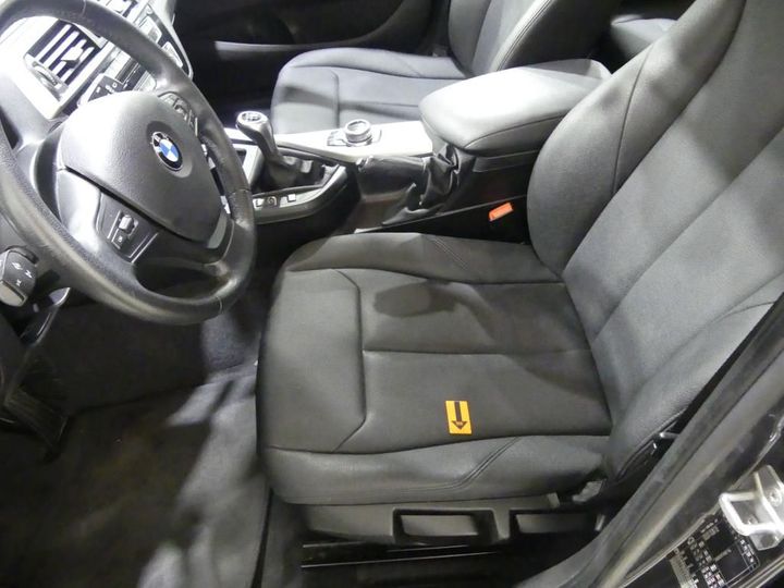 Photo 20 VIN: WBA1V710105A69439 - BMW 1 HATCH 