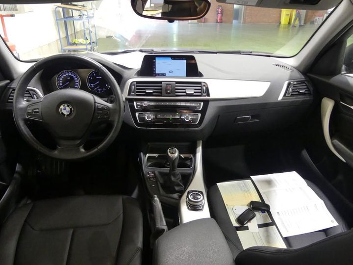 Photo 8 VIN: WBA1V710105A69439 - BMW 1 HATCH 