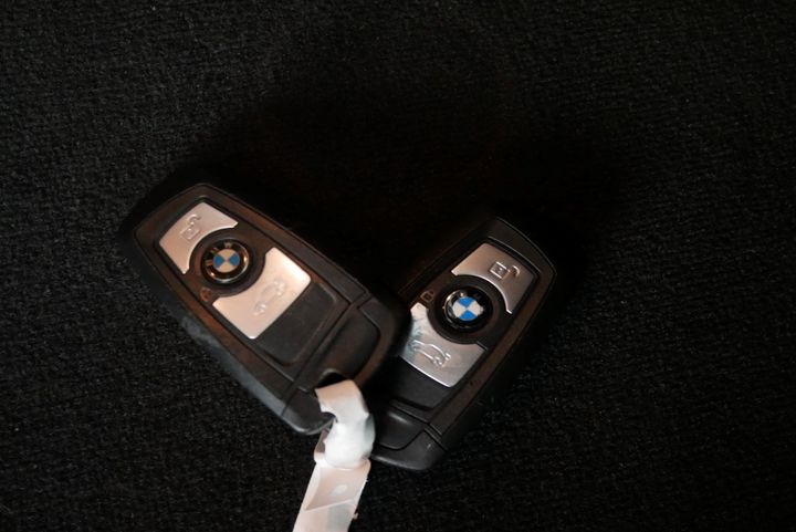 Photo 22 VIN: WBA1V710505L68445 - BMW 1 SERIES 