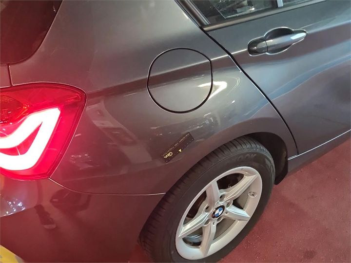 Photo 16 VIN: WBA1V710607E11472 - BMW 1 HATCH 