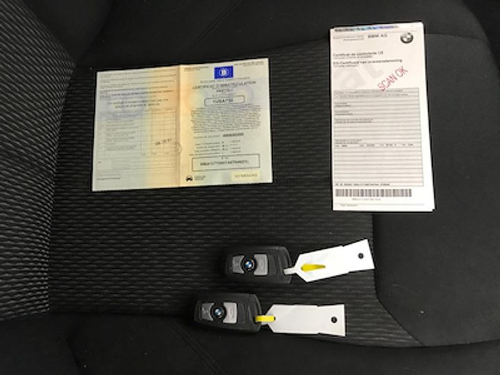 Photo 11 VIN: WBA1V710807A67644 - BMW 1 HATCH DIESEL - 2015 