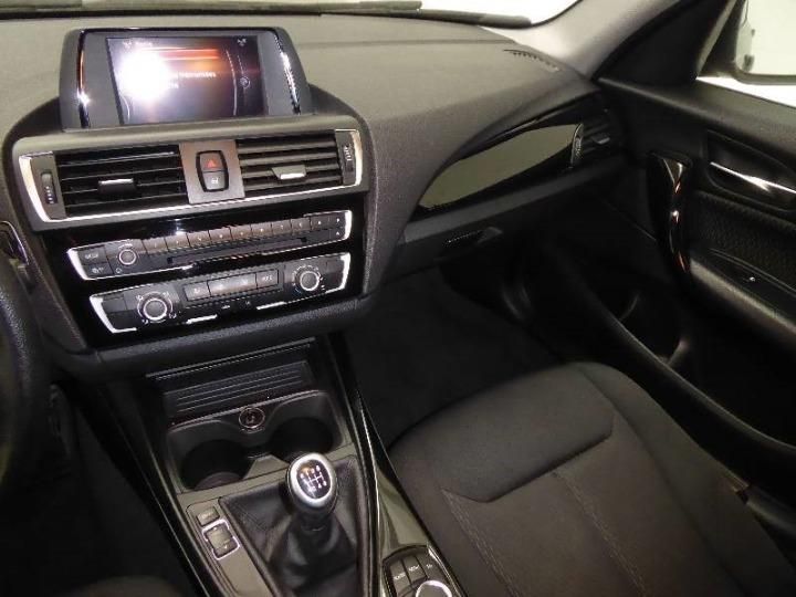 Photo 8 VIN: WBA1V71090V628474 - BMW 1 SERIES SPORTS HATCH 