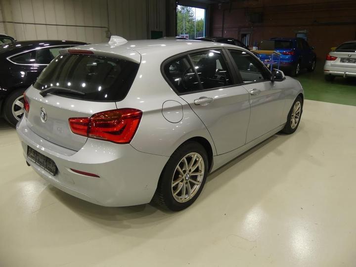 Photo 2 VIN: WBA1V910105D73480 - BMW 1 HATCH 