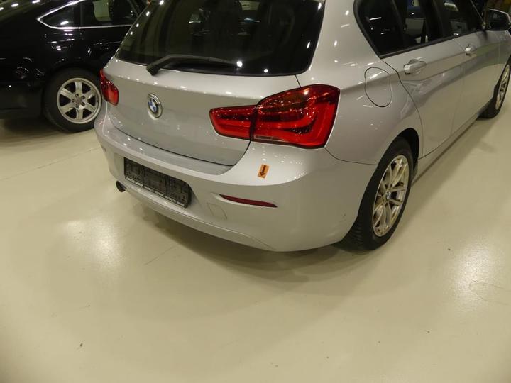 Photo 21 VIN: WBA1V910105D73480 - BMW 1 HATCH 