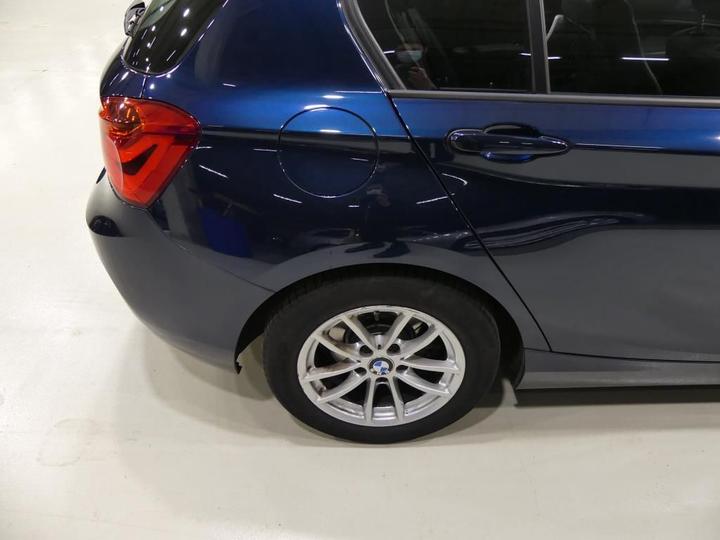 Photo 34 VIN: WBA1V910305B17017 - BMW 1 HATCH 