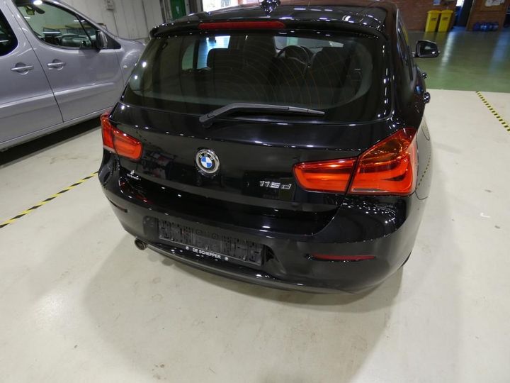 Photo 21 VIN: WBA1V910305B18040 - BMW 1 HATCH 