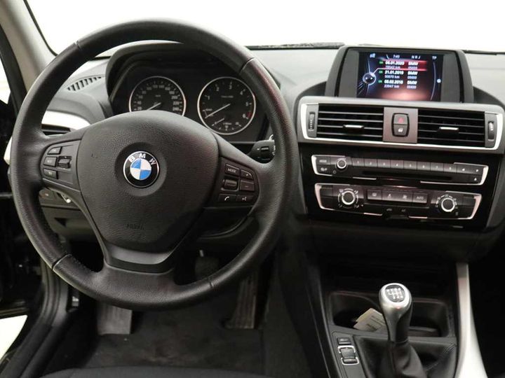 Photo 17 VIN: WBA1V91030V962544 - BMW BMW 1 SERIES 