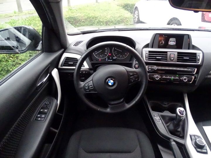 Photo 3 VIN: WBA1V91030V962544 - BMW BMW 1 SERIES 