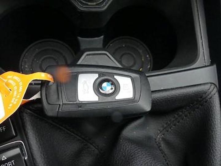 Photo 13 VIN: WBA1V91060V866472 - BMW 1 HATCH DIESEL - 2015 