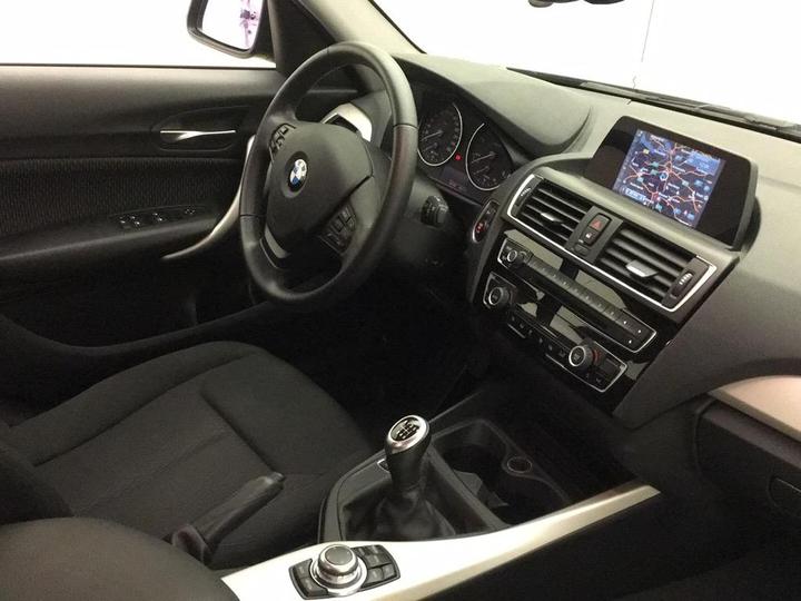 Photo 2 VIN: WBA1V910805D73184 - BMW 1-REEKS 