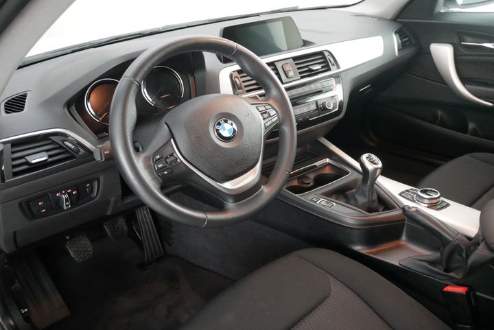 Photo 9 VIN: WBA1W510805K40993 - BMW 1 SERIES 