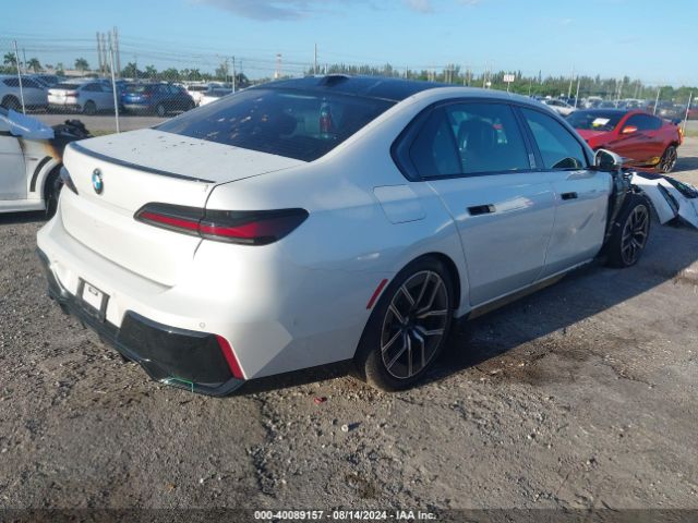 Photo 3 VIN: WBA23EH01PCM66804 - BMW 740I 