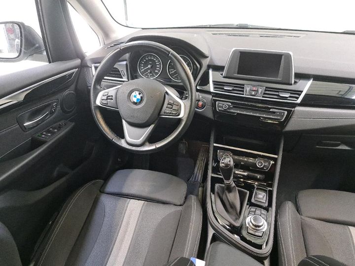 Photo 6 VIN: WBA2B11040V685692 - BMW 214 