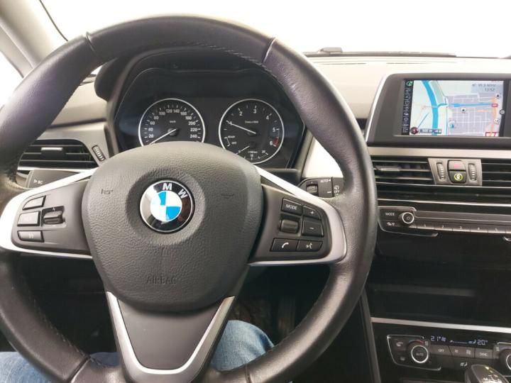 Photo 16 VIN: WBA2B31000V238482 - BMW 216D 