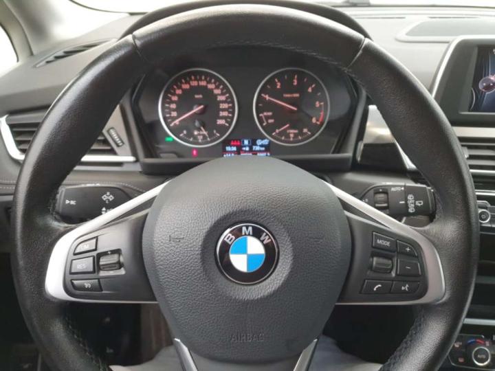 Photo 8 VIN: WBA2B31030V691463 - BMW 216D 