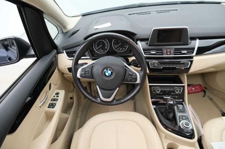 Photo 6 VIN: WBA2B31030V692192 - BMW 2-SERIE ACT.TOUR.&#3914 