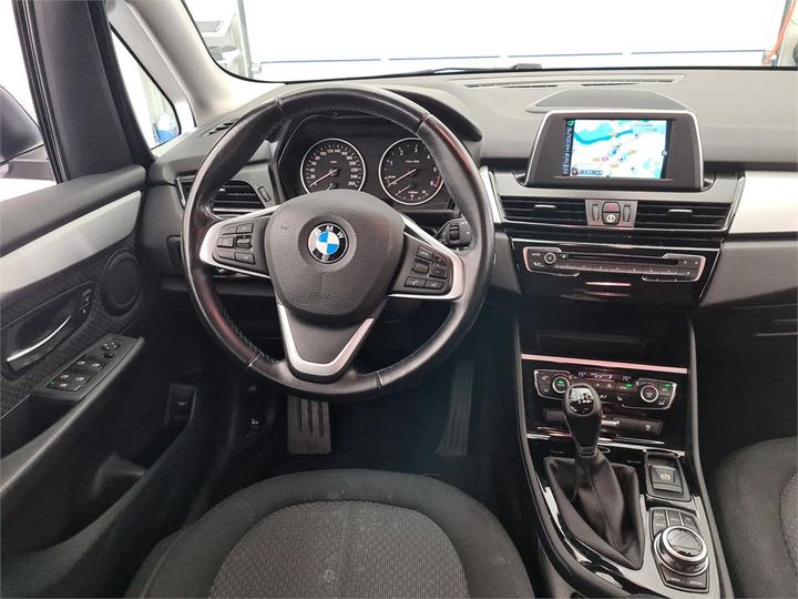 Photo 18 VIN: WBA2B310407A01162 - BMW 2 