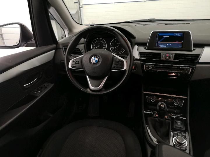 Photo 9 VIN: WBA2B31070V692521 - BMW 2 