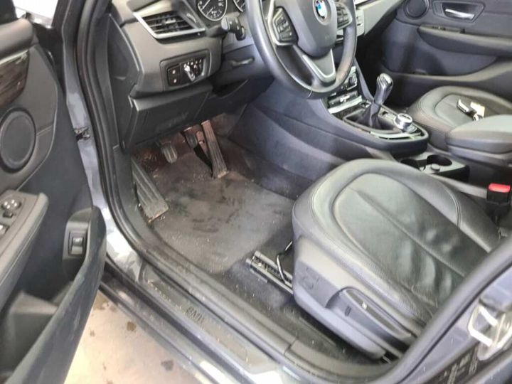 Photo 25 VIN: WBA2B310907A03232 - BMW 216D 