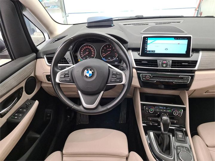 Photo 8 VIN: WBA2D310205C60142 - BMW 2 