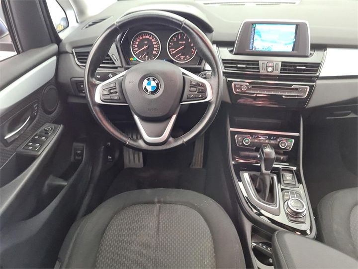 Photo 25 VIN: WBA2D310605C58569 - BMW 2 