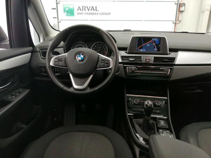 Photo 14 VIN: WBA2D310805C63384 - BMW 2 