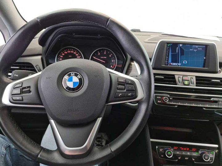 Photo 18 VIN: WBA2E310105C03394 - BMW 216D 