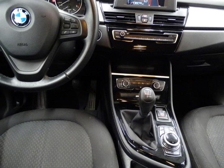 Photo 8 VIN: WBA2E310205G35654 - BMW 2 GRAN TOURER 