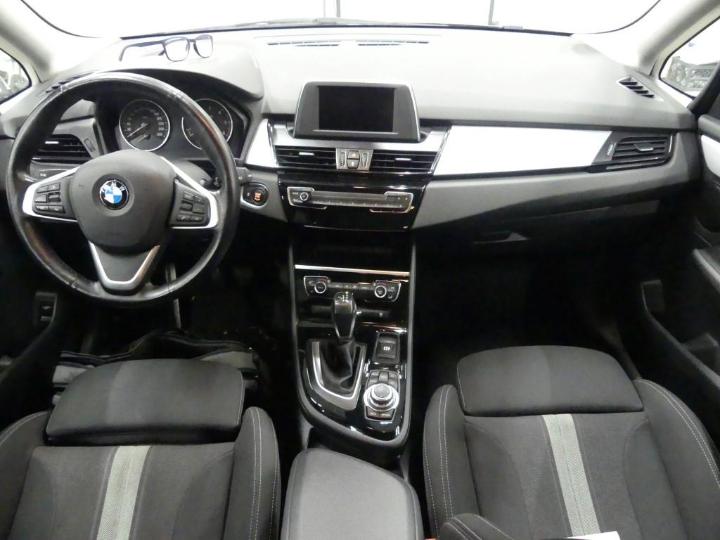 Photo 12 VIN: WBA2E310305D82571 - BMW 216D 