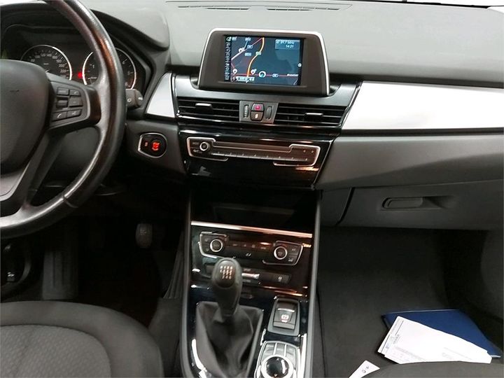 Photo 8 VIN: WBA2E310305G35694 - BMW 2 GRAN TOURER 