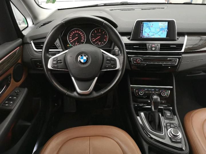 Photo 10 VIN: WBA2E310X05D82597 - BMW 2 