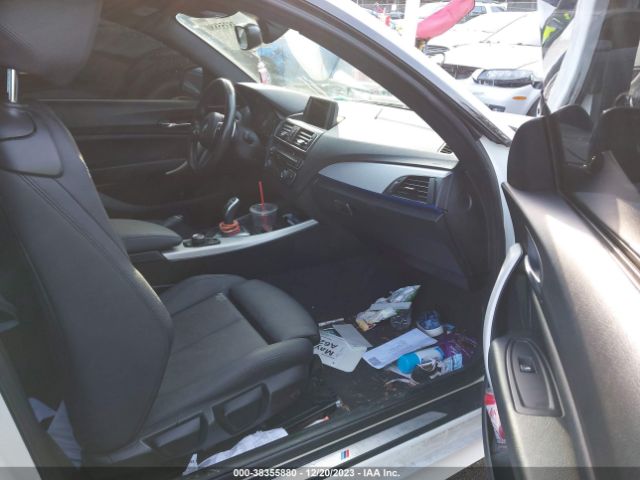 Photo 4 VIN: WBA2F9C30HV983940 - BMW 230I 