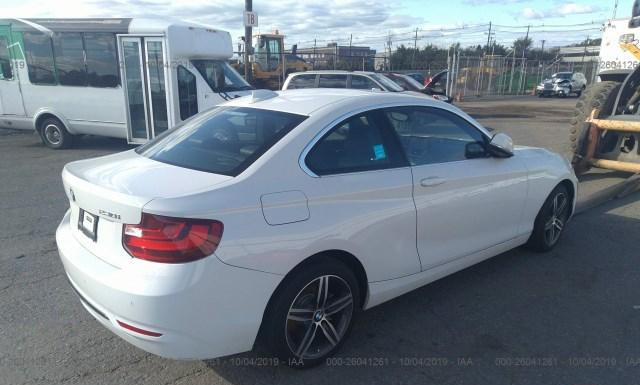 Photo 3 VIN: WBA2H9C32HV986882 - BMW 230XI 