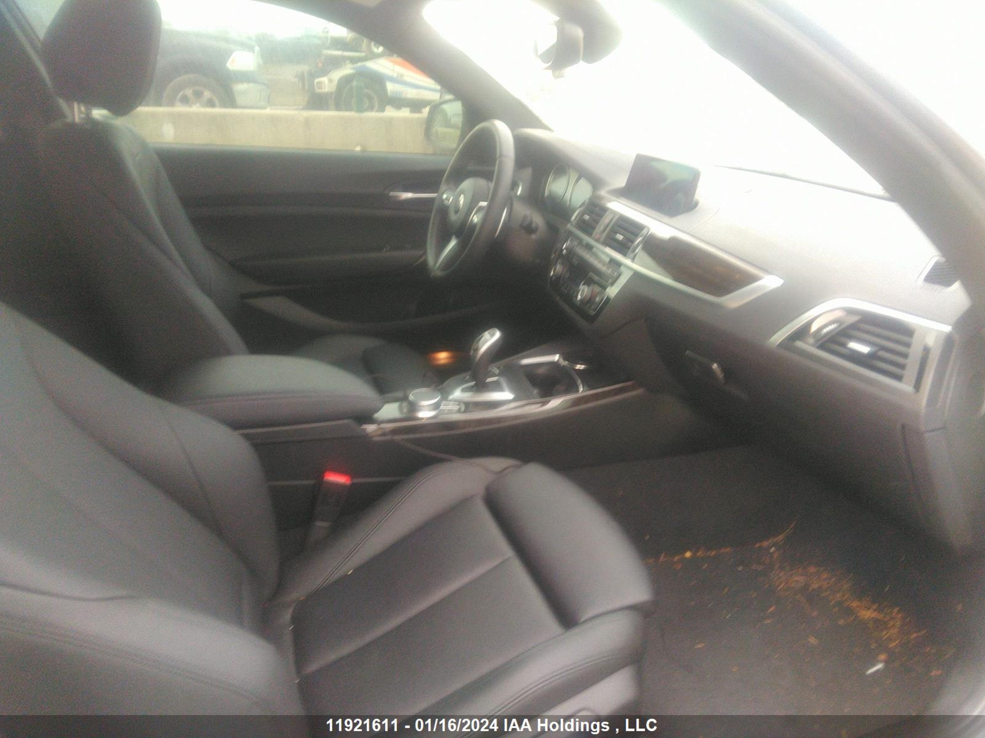 Photo 4 VIN: WBA2J3C05M7J67340 - BMW 2ER 